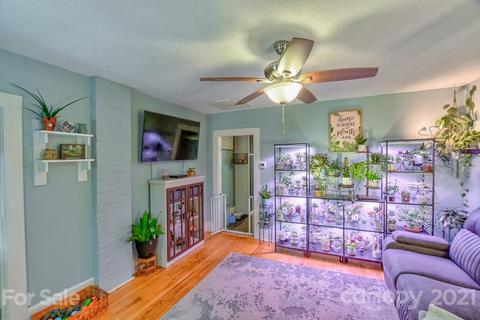 105 Beaver St, Tryon, NC 28782 photo 7