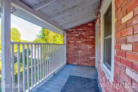 105 Beaver St, Tryon, NC 28782 photo 19