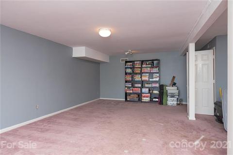20407 Harborgate Ct #402, Cornelius, NC 28031 photo 26