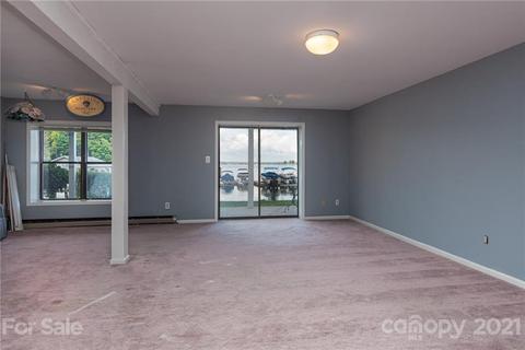 20407 Harborgate Ct #402, Cornelius, NC 28031 photo 25