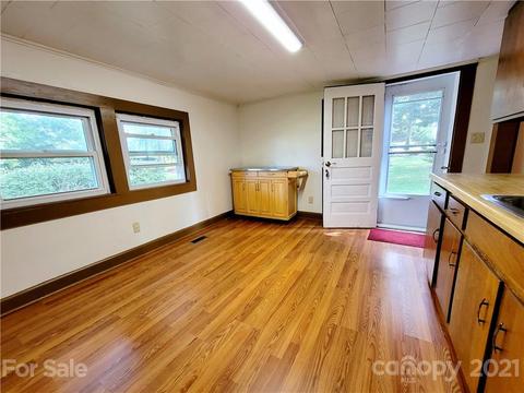 321 Williams Rd, Morganton, NC 28655 photo 4