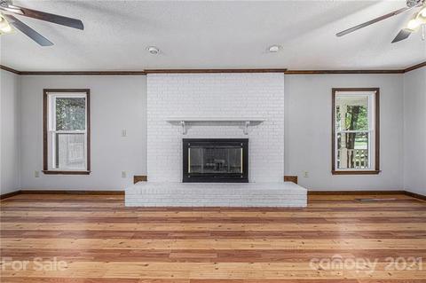 19325 Barrnette Ave, Cornelius, NC 28031 photo 3