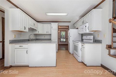 19325 Barrnette Ave, Cornelius, NC 28031 photo 8