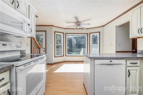 19325 Barrnette Ave, Cornelius, NC 28031 photo 9