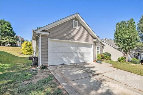549 River View Dr, Lowell, NC 28098 photo 1