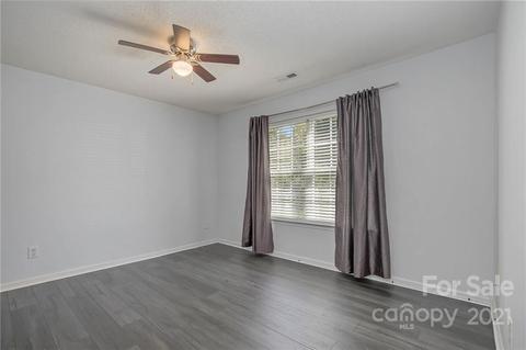 549 River View Dr, Lowell, NC 28098 photo 11