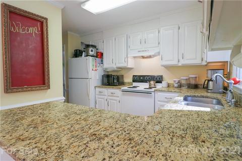 19613 Tryon St, Cornelius, NC 28031 photo 5