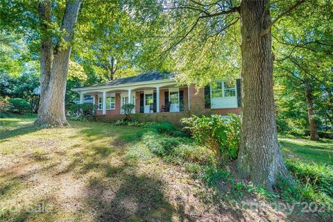 525 25th Ave NW, Hickory, NC 28601 photo 3