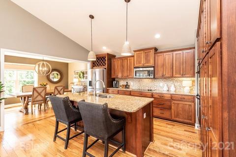 5711 Crown Ter, Hickory, NC 28601 photo 12