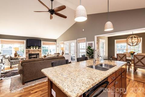 5711 Crown Ter, Hickory, NC 28601 photo 11