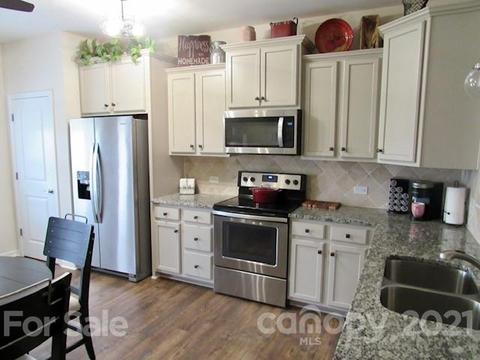 22469 Gateway Dr, Lancaster, SC 29720 photo 13