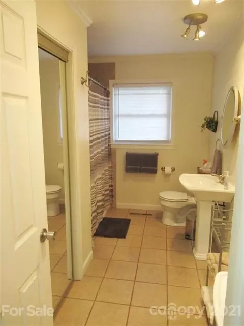 709 3rd Street Sw Pl SW, Conover, NC 28613 photo 15
