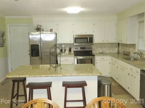 709 3rd Street Sw Pl SW, Conover, NC 28613 photo 10
