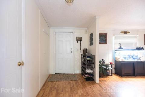 626 Lukes Loop, Marion, NC 28752 photo 12