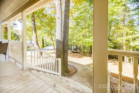 626 Lukes Loop, Marion, NC 28752 photo 6