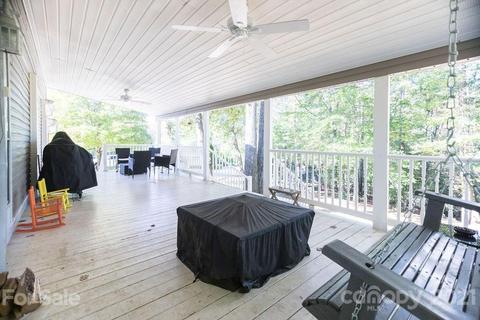 626 Lukes Loop, Marion, NC 28752 photo 5