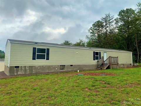 108 Logans Leap Ln, Canton, NC 28716