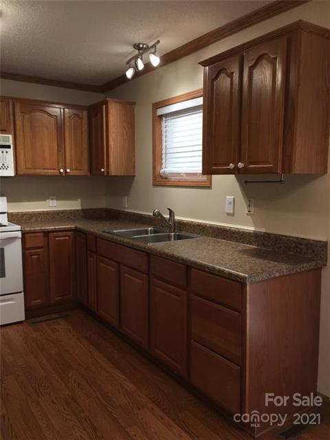664 Tabor Rd, Olin, NC 28660 photo 13