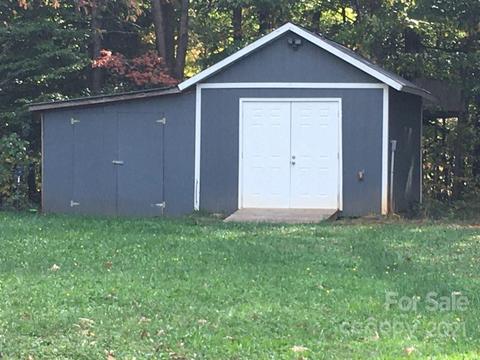 664 Tabor Rd, Olin, NC 28660 photo 8