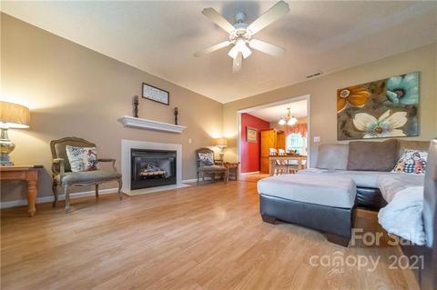 4185 Shadowbrook Ct, Morganton, NC 28655 photo 6