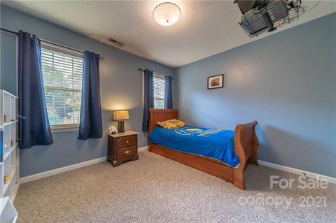 4185 Shadowbrook Ct, Morganton, NC 28655 photo 17