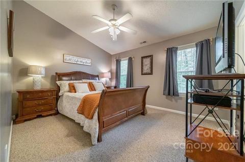 4185 Shadowbrook Ct, Morganton, NC 28655 photo 15