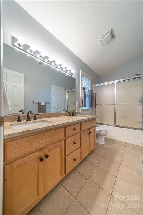 4185 Shadowbrook Ct, Morganton, NC 28655 photo 16