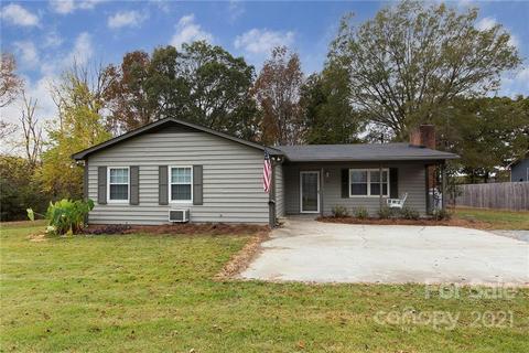 706 Birmingham Ln, Monroe, NC 28110 photo 1