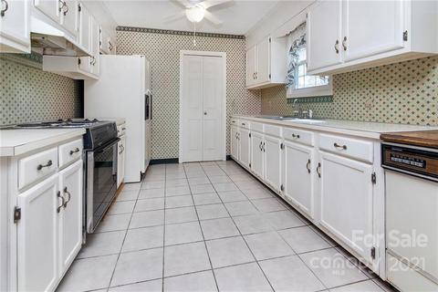 706 Birmingham Ln, Monroe, NC 28110 photo 8