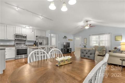 2232 University Dr, Lancaster, SC 29720 photo 8