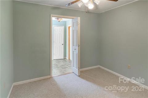 68 Todd Rd, Clyde, NC 28721 photo 11