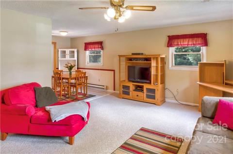 68 Todd Rd, Clyde, NC 28721 photo 3