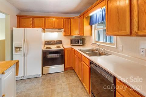 68 Todd Rd, Clyde, NC 28721 photo 8