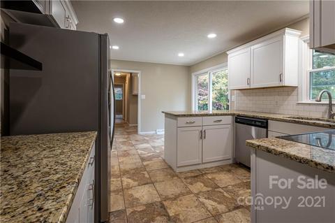 205 Conley Rd, Morganton, NC 28655 photo 7