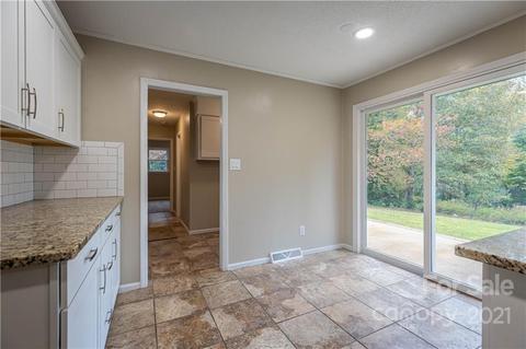 205 Conley Rd, Morganton, NC 28655 photo 10