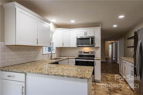205 Conley Rd, Morganton, NC 28655 photo 8