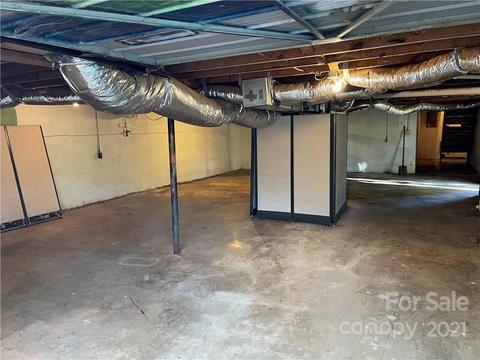 1354 Goble Rd, Hiddenite, NC 28636 photo 5