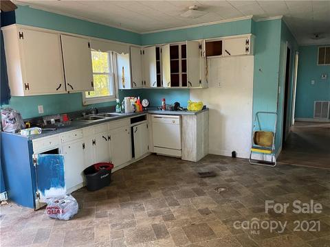 1354 Goble Rd, Hiddenite, NC 28636 photo 8