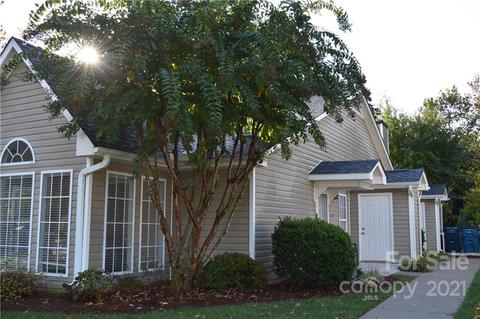 21171 Cold Spring Ln, Cornelius, NC 28031 photo 2