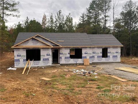 977 Westminster Dr, Lancaster, SC 29720 photo 3