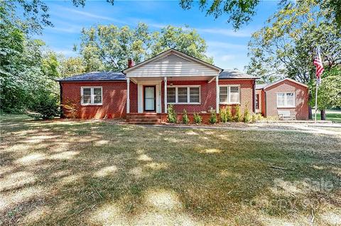 1226 Mccaslin Pl, Maiden, NC 28650 photo 1