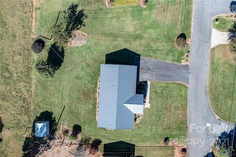 1053 Maple St, Granite Falls, NC 28630 photo 28