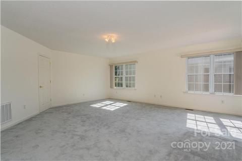 55 Danbury Ln, Brevard, NC 28712 photo 21