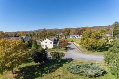 55 Danbury Ln, Brevard, NC 28712 photo 6