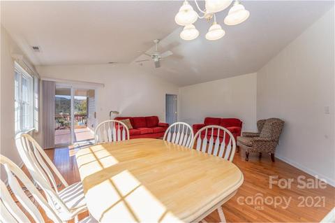 55 Danbury Ln, Brevard, NC 28712 photo 10