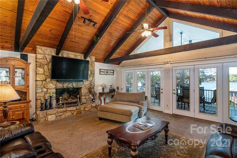 8500 Sylvan Dr, Terrell, NC 28682 photo 9