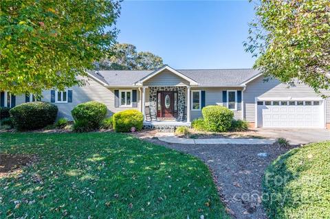 8500 Sylvan Dr, Terrell, NC 28682 photo 5