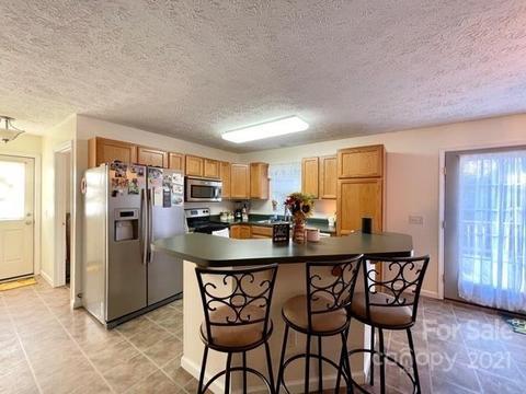 202 First Broad Dr, Bostic, NC 28018 photo 7