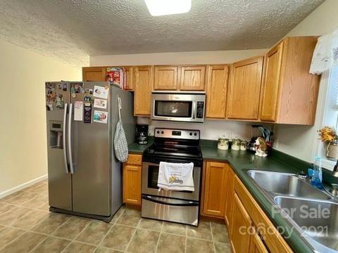 202 First Broad Dr, Bostic, NC 28018 photo 3