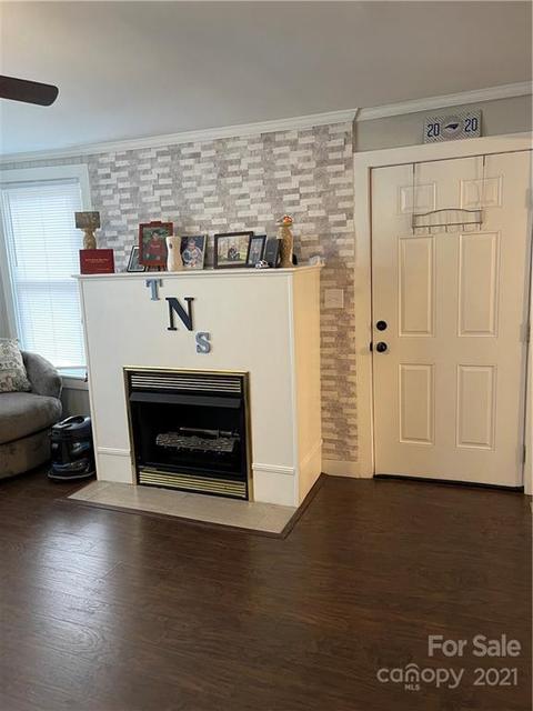 647 E Main St, Spindale, NC 28160 photo 6